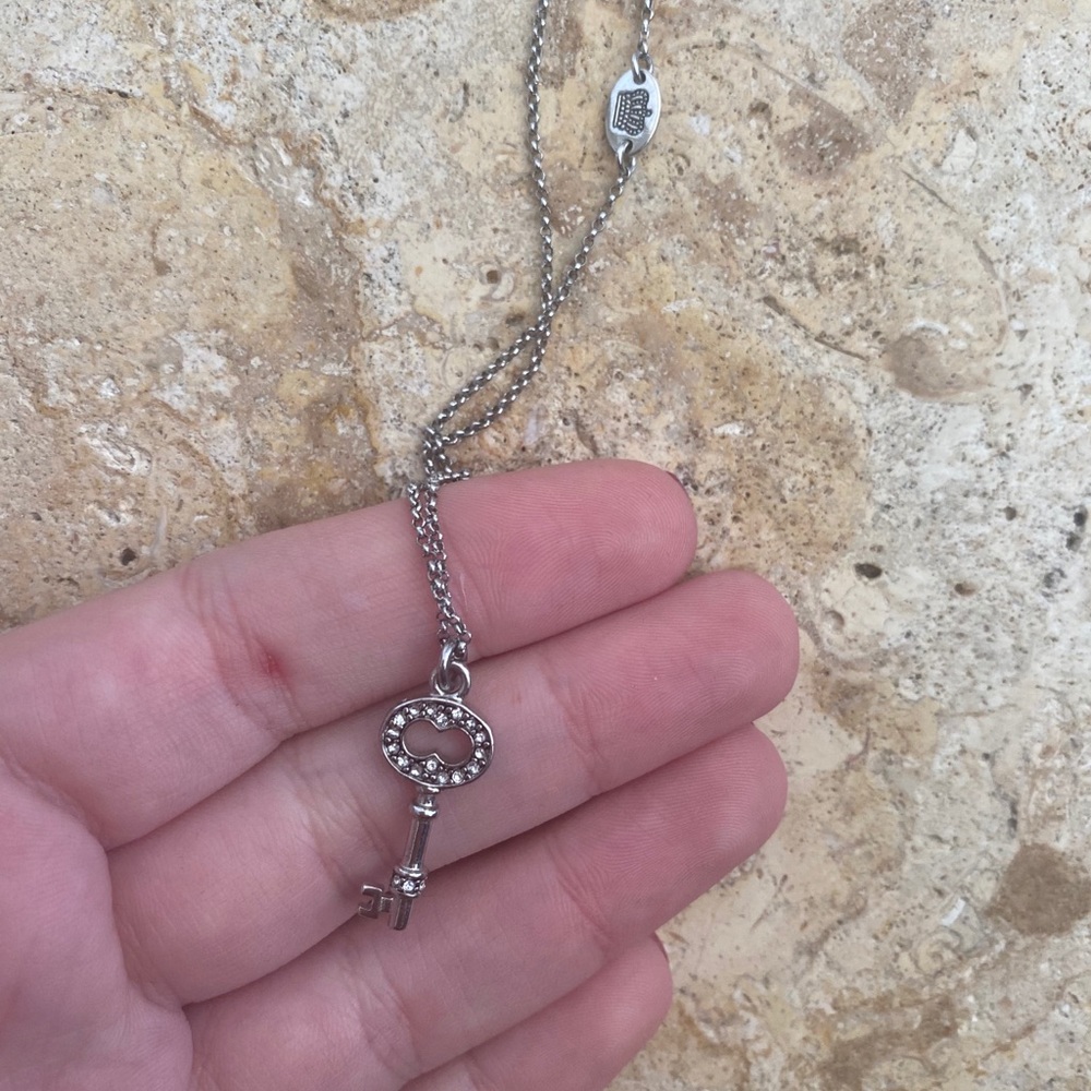 Juicy Couture key necklace